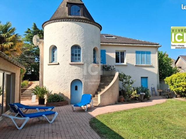 Propriété 7 pièces 133 m²