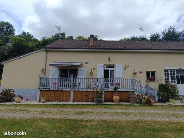 Propriété 7 pièces 135 m²