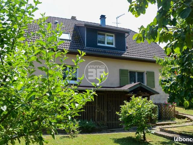 Propriété 7 pièces 135 m²