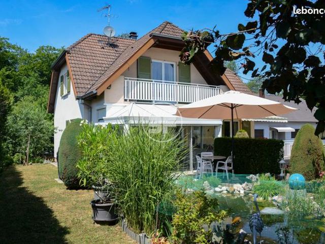 Propriété 7 pièces 135 m²