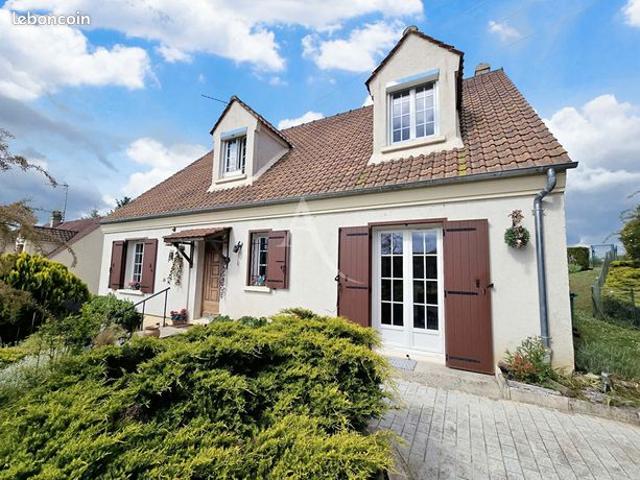 Propriété 7 pièces 135 m²