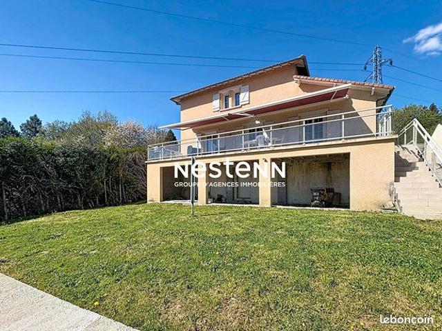 Propriété 7 pièces 136 m²