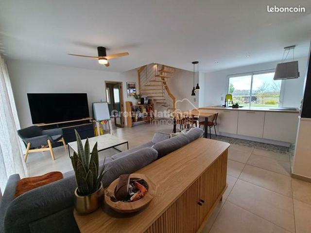 Propriété 7 pièces 136 m²