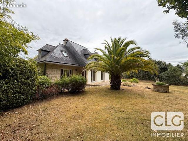 Propriété 7 pièces 137 m²