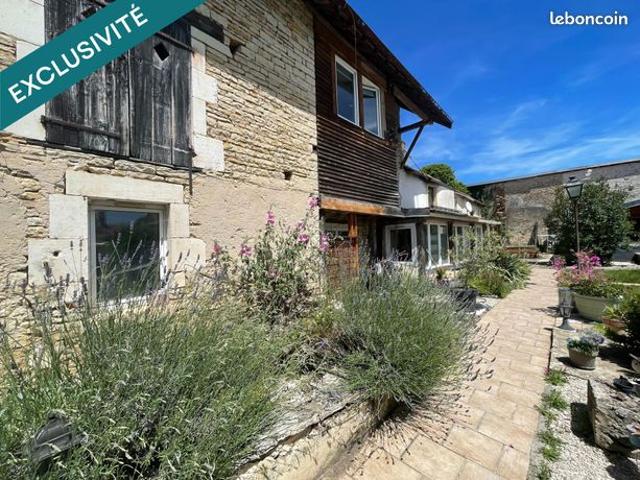 Propriété 7 pièces 138 m²