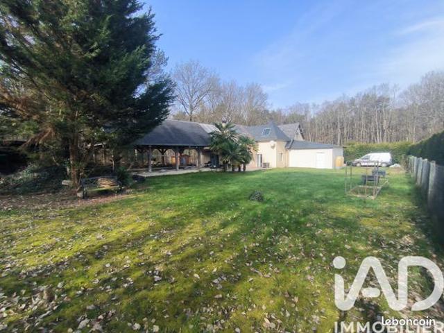 Propriété 7 pièces 138 m²
