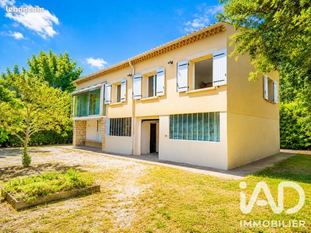 Propriété 7 pièces 139 m²