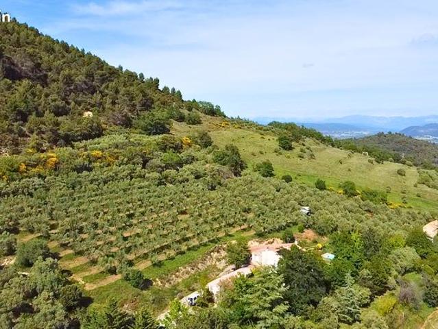 Propriété 7 pièces 130 m²