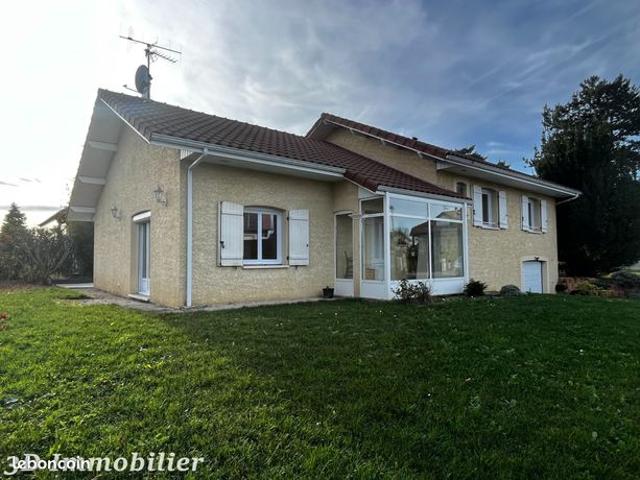 Propriété 7 pièces 130 m²