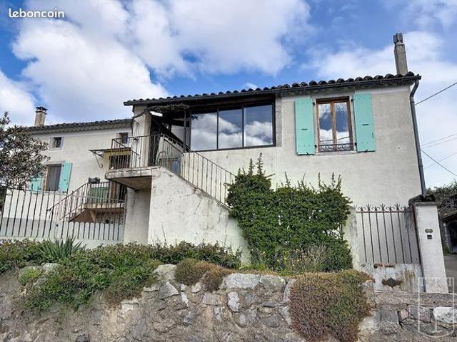 Propriété 7 pièces 130 m²
