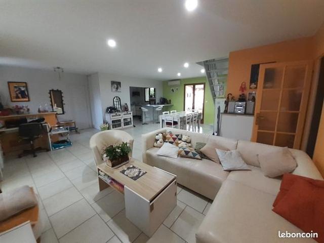 Propriété 7 pièces 130 m²