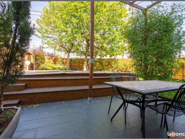 Propriété 7 pièces 130 m²