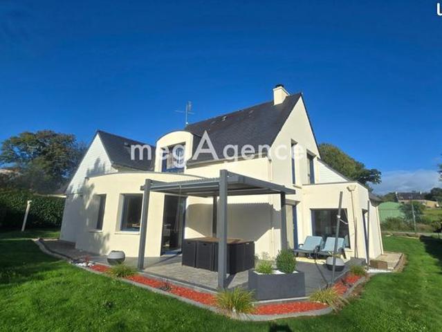 Propriété 7 pièces 130 m²