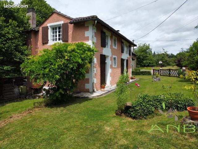 Propriété 7 pièces 132 m²