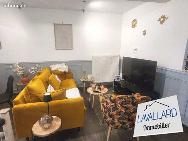 Propriété 7 pièces 132 m²