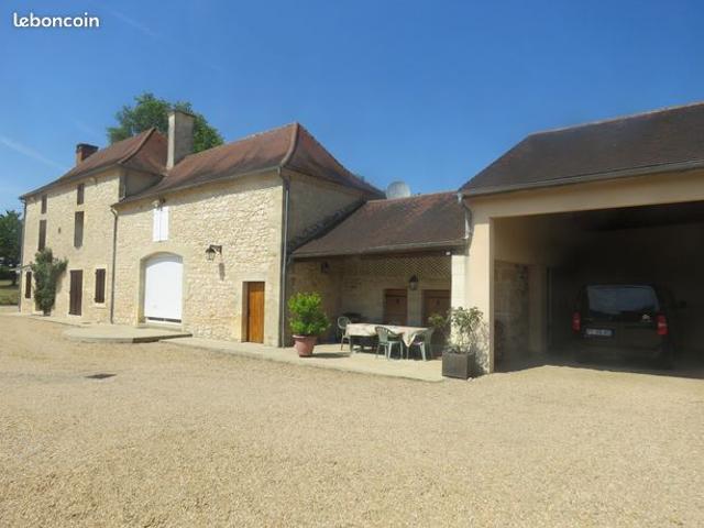 Propriété 7 pièces 133 m²