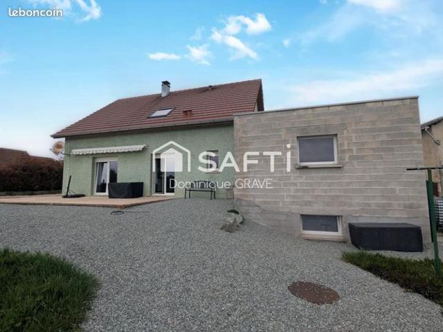 Propriété 7 pièces 133 m²