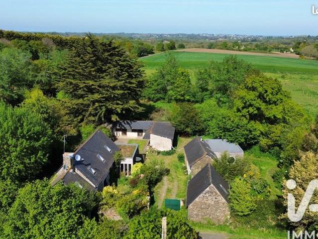 Propriété 7 pièces 145 m²