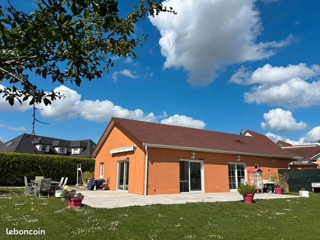 Propriété 7 pièces 145 m²