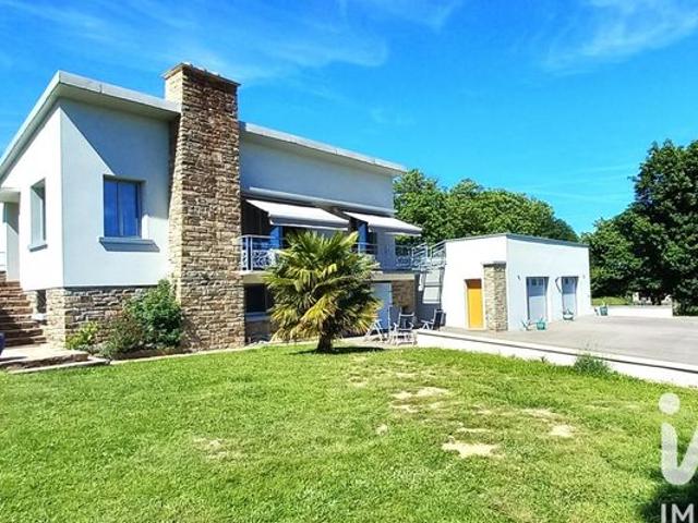Propriété 7 pièces 146 m²
