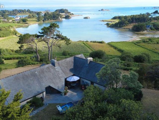 Propriété 7 pièces 146 m²