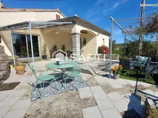 Propriété 7 pièces 147 m²