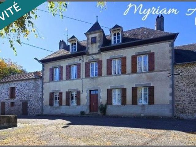 Propriété 7 pièces 148 m²