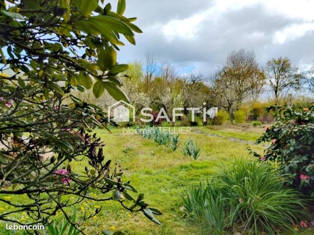 Propriété 7 pièces 148 m²