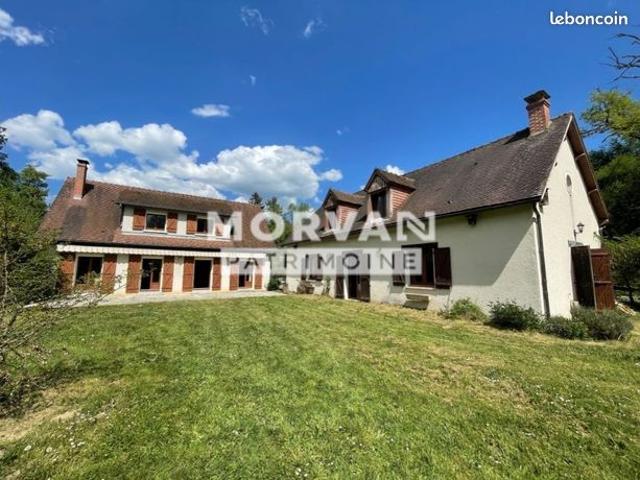 Propriété 7 pièces 148 m²