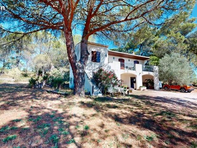 Propriété 7 pièces 148 m²