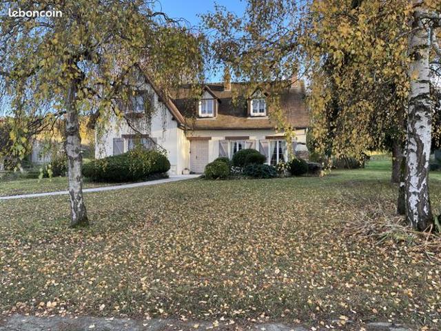 Propriété 7 pièces 148 m²