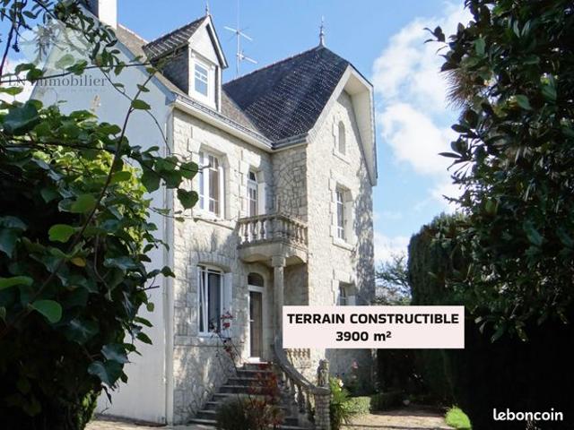 Propriété 7 pièces 148 m²