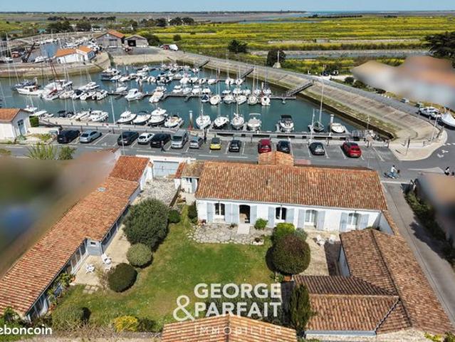 Propriété 7 pièces 149 m²