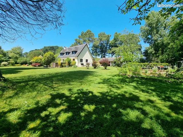 Propriété 7 pièces 149 m²
