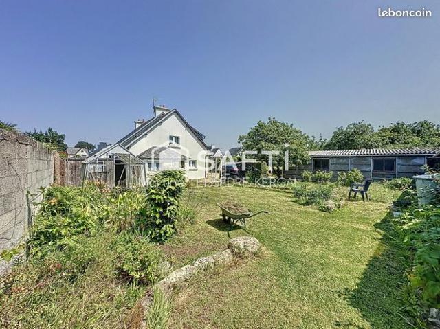 Propriété 7 pièces 140 m²