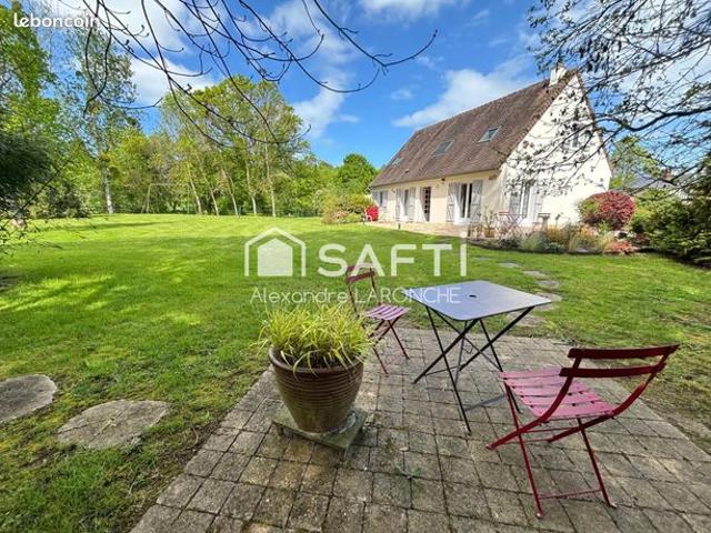 Propriété 7 pièces 140 m²