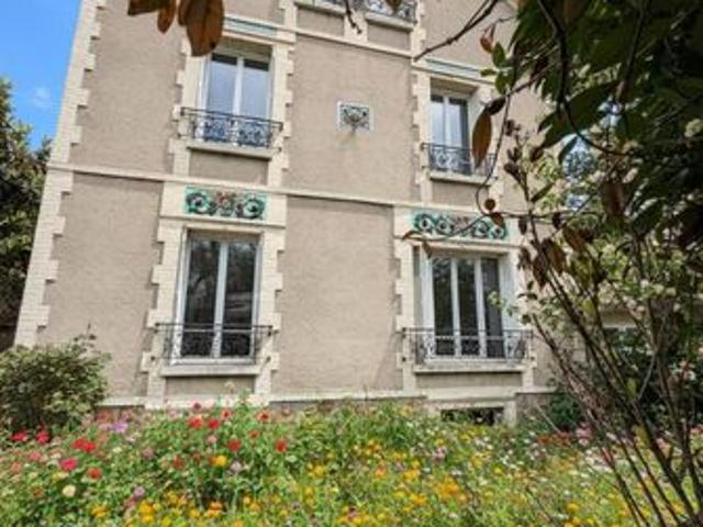 Propriété 7 pièces 140 m²
