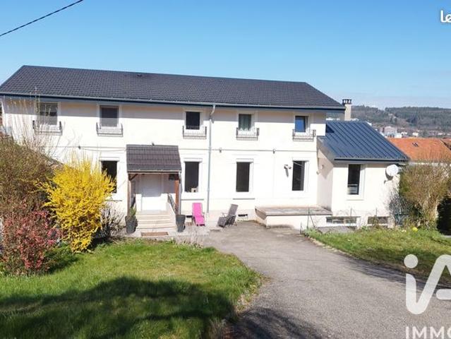 Propriété 7 pièces 140 m²