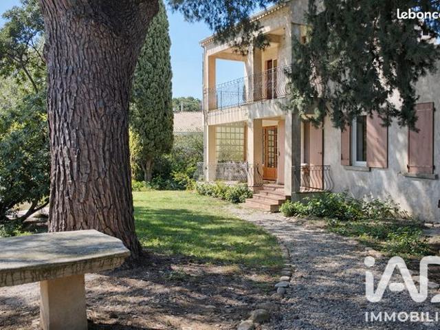 Propriété 7 pièces 140 m²