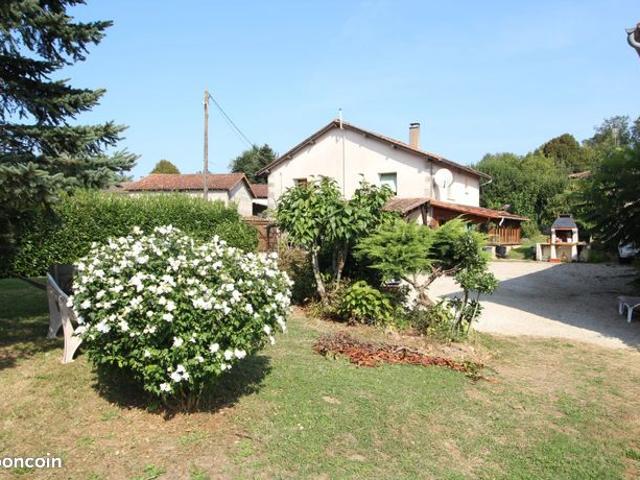Propriété 7 pièces 140 m²