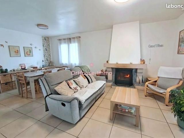 Propriété 7 pièces 140 m²