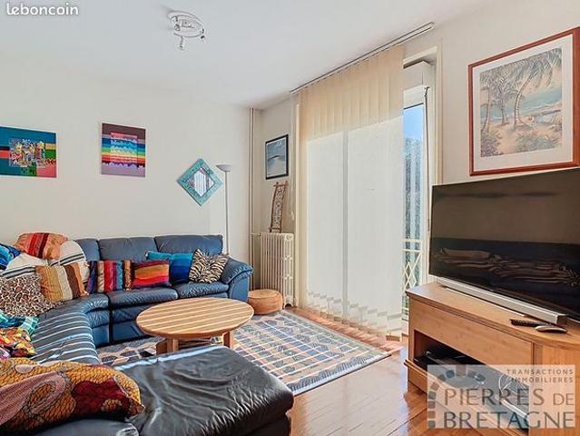 Propriété 7 pièces 142 m²