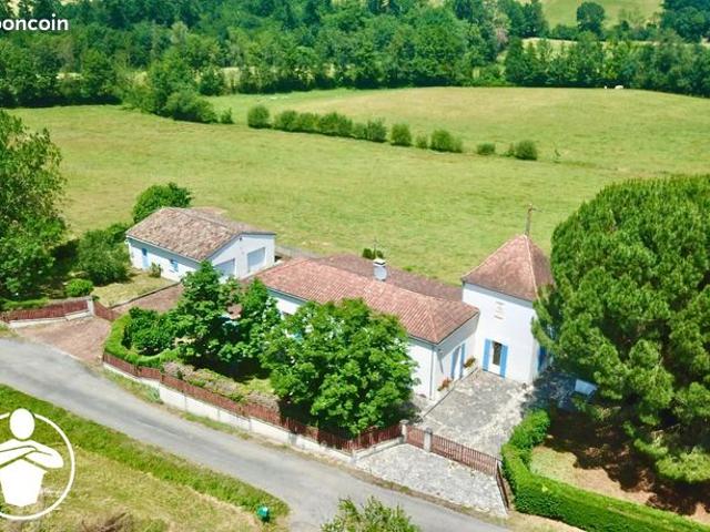 Propriété 7 pièces 142 m²