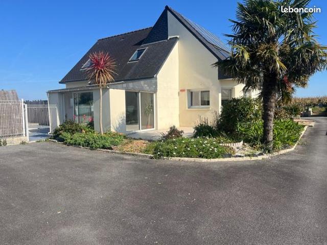 Propriété 7 pièces 142 m²