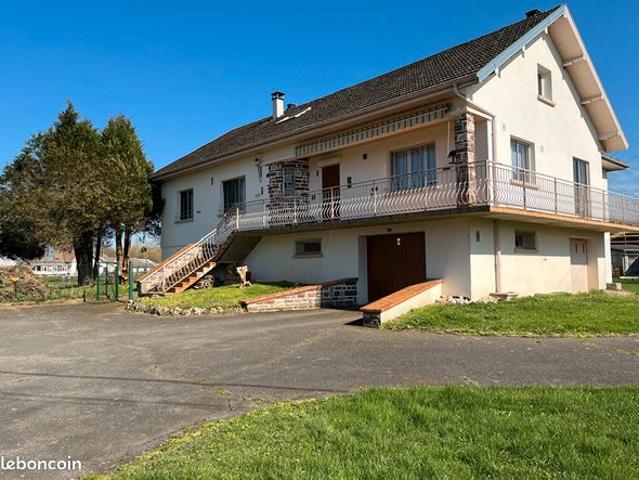 Propriété 7 pièces 143 m²
