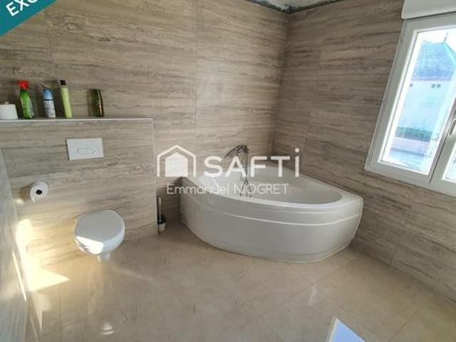 Propriété 7 pièces 143 m²