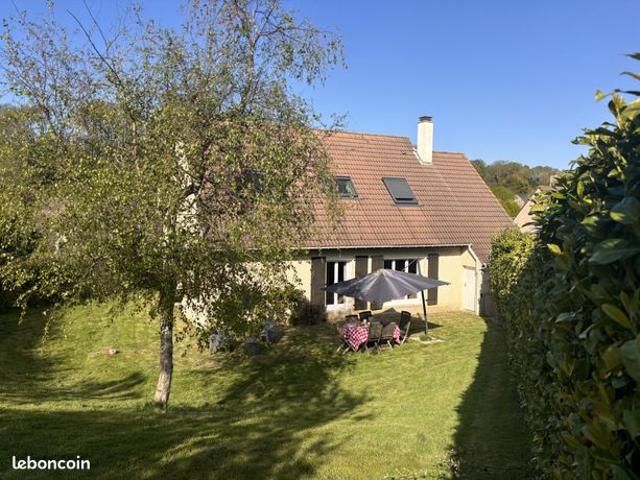 Propriété 7 pièces 143 m²