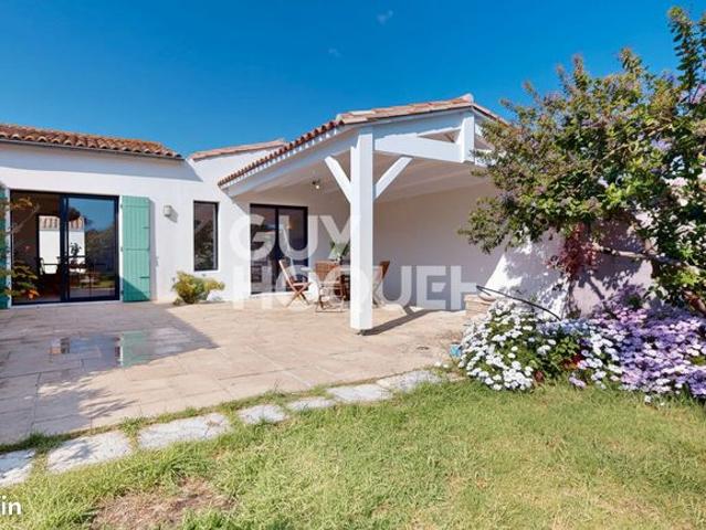 Propriété 7 pièces 143 m²