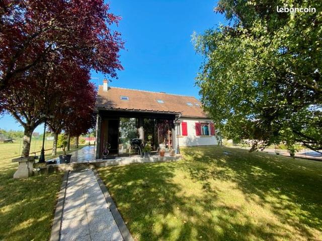 Propriété 7 pièces 143 m²