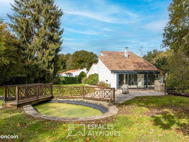 Propriété 7 pièces 143 m²